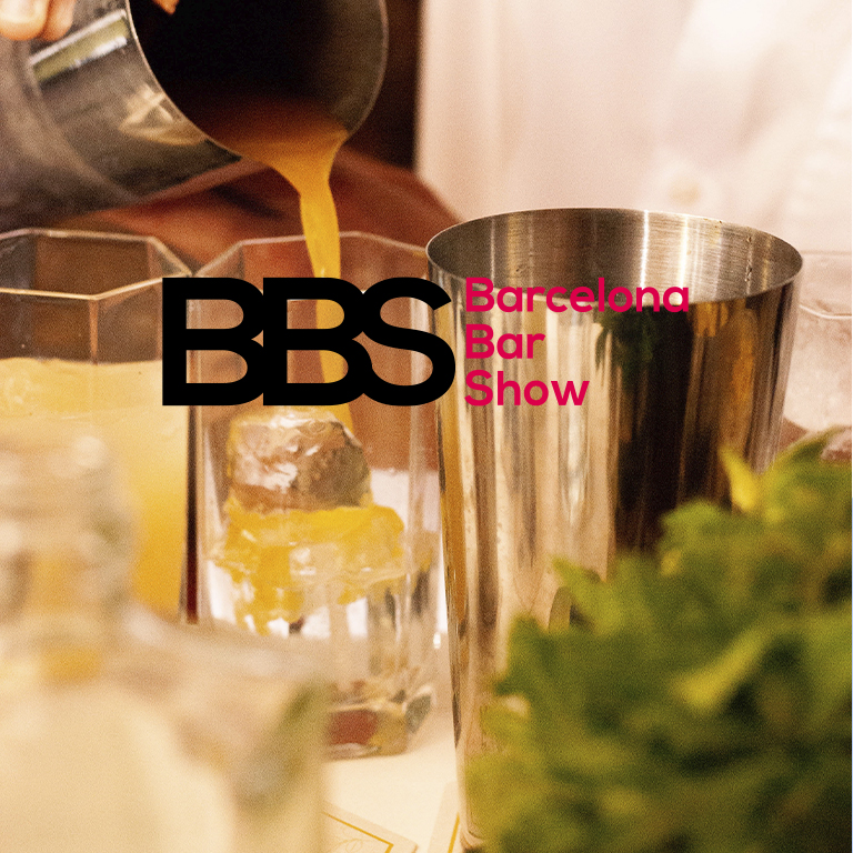 Barcelona Bar Show es el festival del cóctel que reúne a las mejores marcas y coctelerías de Barcelona en el Espai Gastronòmic de la Estación de Francia con música en directo, talleres, gastronomía y el ambiente más top 26 de noviembre