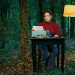 Aquest Nadal… Cristina Plazas protagonitza «Himmelweg» de Juan Mayorga i Atrium Escena Digital. Al Teatre Akademia, del 21 de desembre al 15 de gener