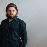 El baríton Konstantin Krimmel protagonitza dos concerts al Petit Palau que proposen un repertori de música romàntica i contemporània, amb una estrena a l’Estat de Ferran Cruixent dimecres 1 i dijous 2 de febrer