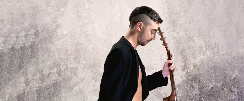 ORQUESTRA DE GUITARRES DE BARCELONA PALAU DE LA MÚSICA CATALANA 24 de febrer, 27 d´agost i 11 de setembre