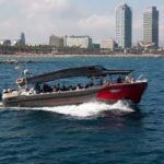 Las Golondrinas 60′: paseo en barco para ver el skyline de Barcelona