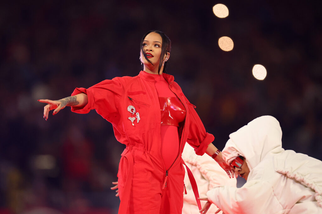 Rihanna de LOEWE en la Super Bowl