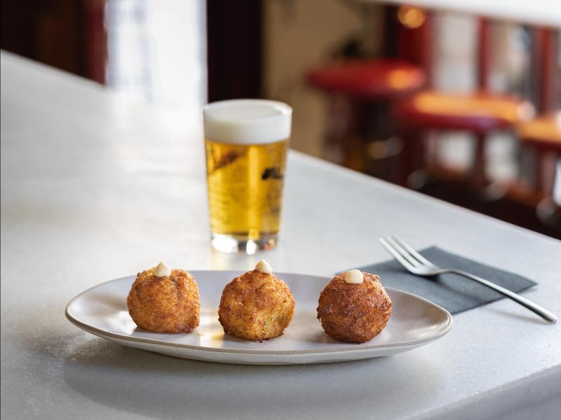 Barcelona estrena La Ruta de los Buñuelos de Bacalao entre el 26 de abril y el 21 de mayo