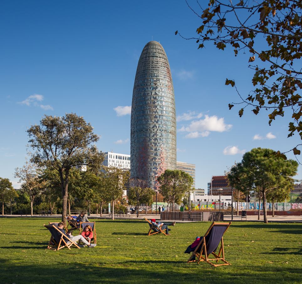 La Torre Glòries se une a la iniciativa olímpica Let’s Move para promover el deporte y la salud 22 y 23 de junio de 20h a 24h.