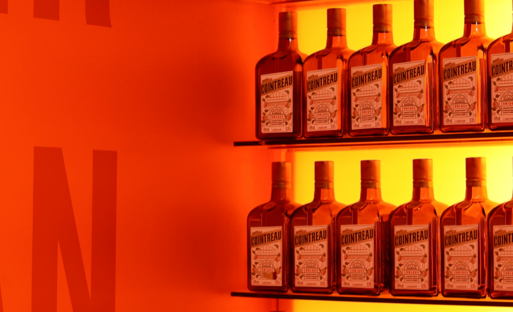 Cointreau refuerza su compromiso en materia de sostenibilidad con nuevos hitos en el proceso de producción de este icónico licor