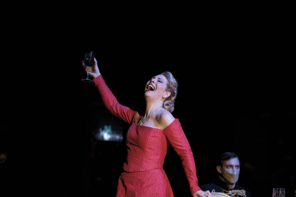 TORNA AL LICEU L’ACLAMADA SOPRANO SONDRA RADVANOVSKY AMB UN ÍNTIM RECITAL 18 de desembre