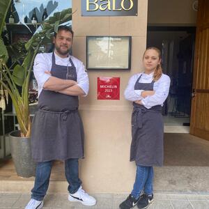 El Restaurante BaLó, fusión de alta cocina catalana y británica, galardonado con el Bib Gourmand de la Guía Michelin 2024