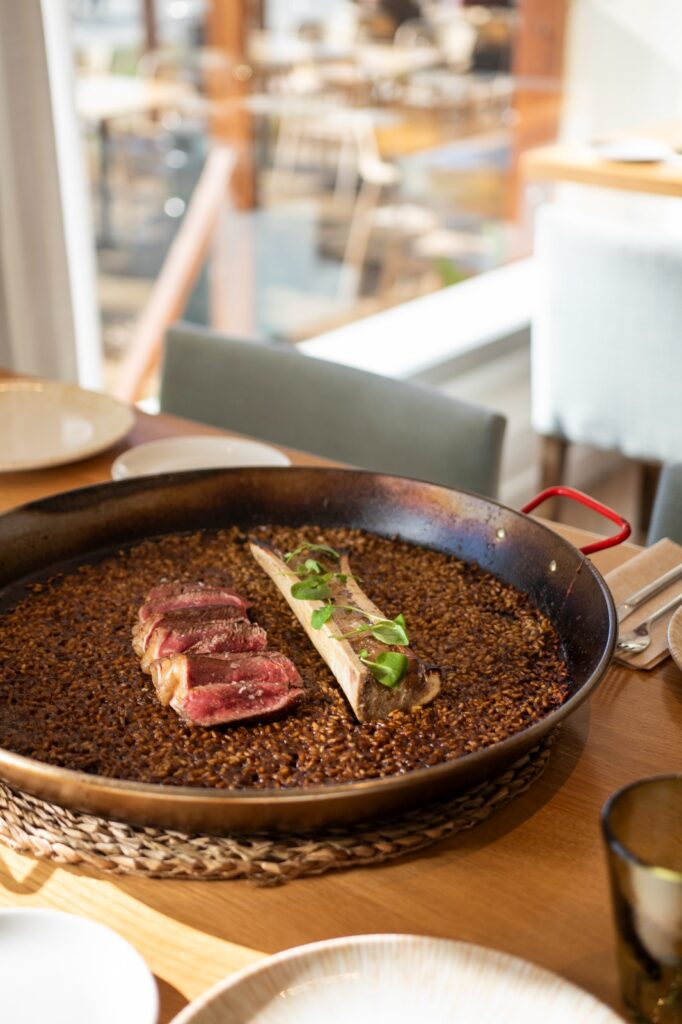 Ven a probar el nuevo arroz de Solraig: arroz seco de lomo bajo madurado y tuétano