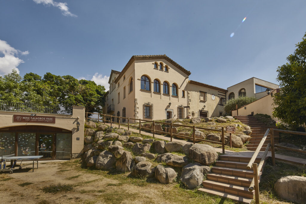 Mas Salagros EcoResort5* y Renfe se alían para promover el Turismo Sostenible