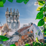 Sorprendentes hallazgos en la restauración de la fachada posterior de Casa Batlló, el jardín oculto de Gaudí