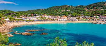 San Miguel invita a redescubrir la Costa Brava a bordo de su Speed Boat y paddle surf del 2 al 6 de agosto