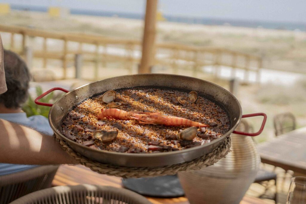 Beach Club Péndulo reabre sus puertas