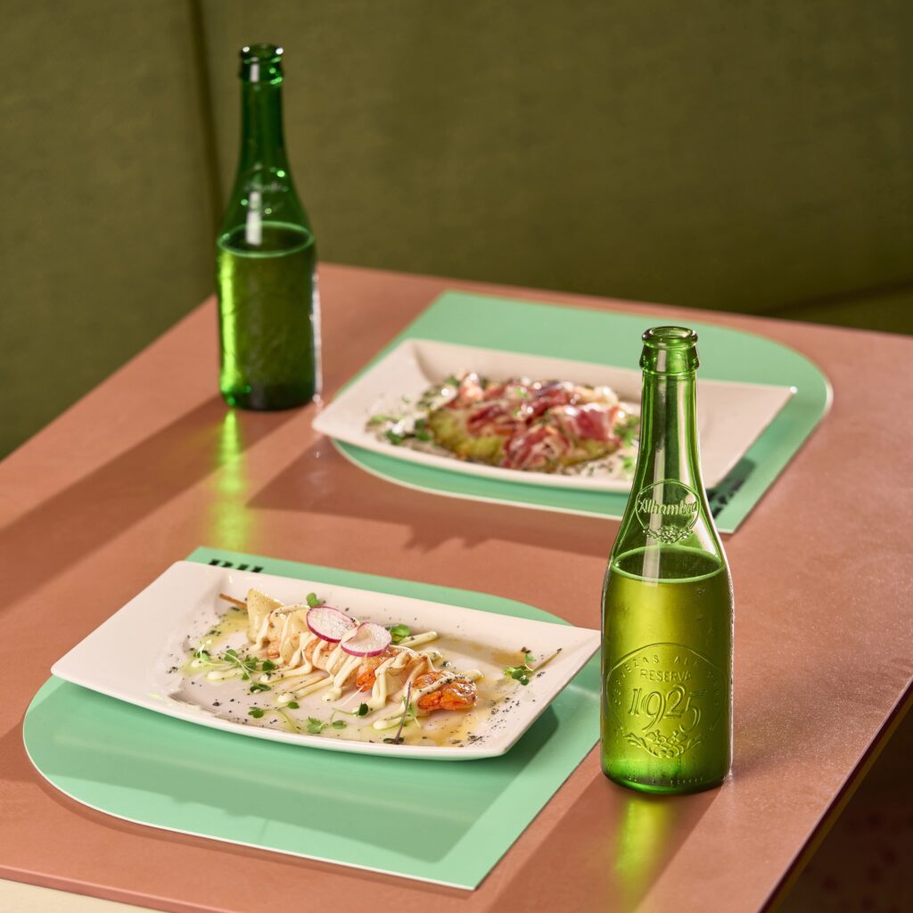 Las Cenas Sin Prisa de Cervezas Alhambra llegan a Barcelona, el plan perfecto para desconectar este otoño el 1, 8 y 15 de octubre