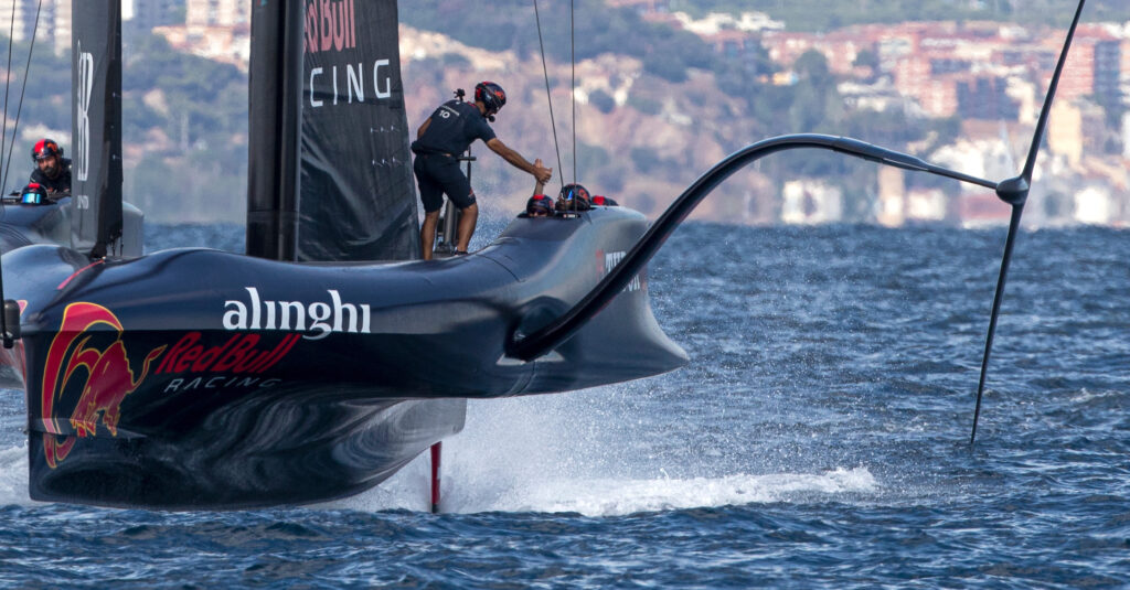 Victoria Vital para los Suizos en el sexto dia de la regata de la Louis Vuitton Cup