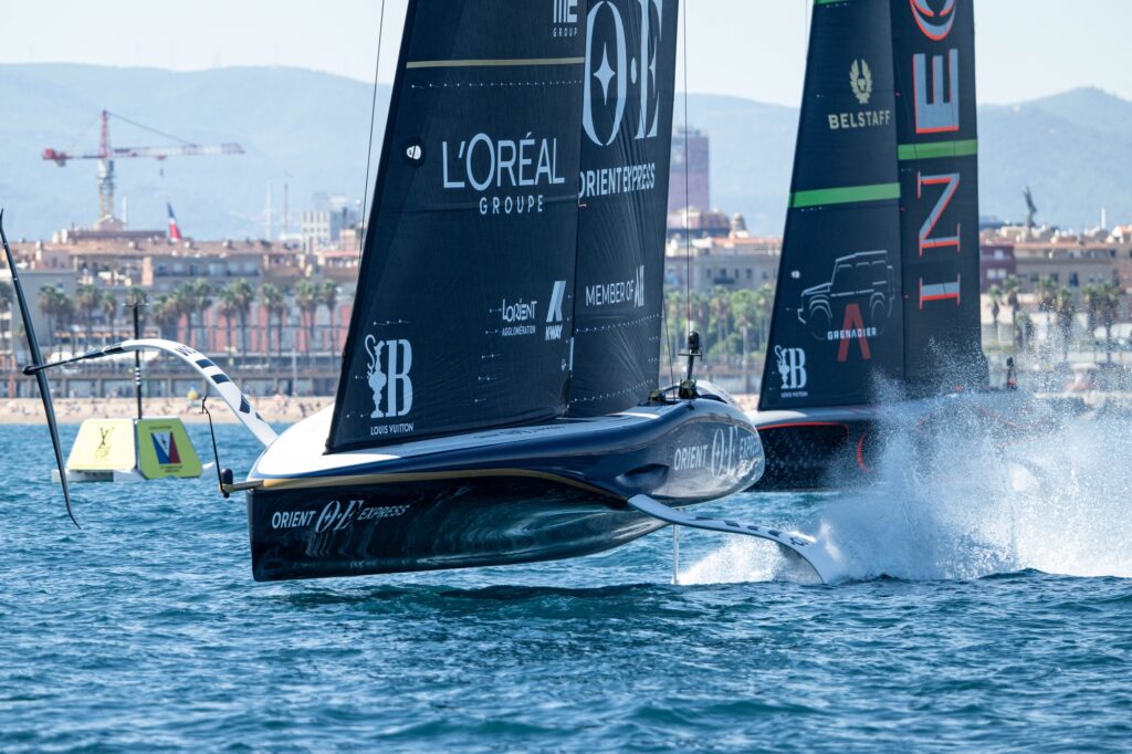 Los Británicos Lideran la Louis Vitton Cup mientras Francia se despide con estilo