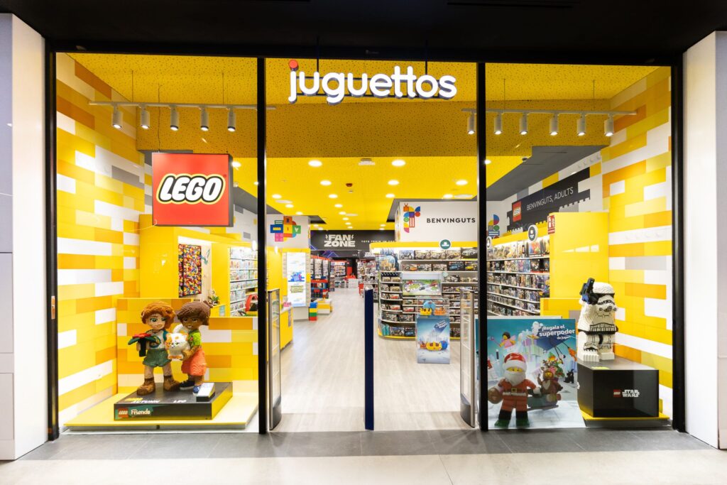 Diagonal Mar anuncia la reapertura de Juguettos con una ampliada Fan Zone y zona LEGO