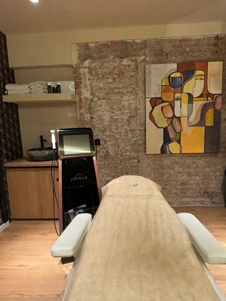 Maison EVO presenta Jovena®: el sistema más avanzado del sector para la regeneración de la piel y la musculatura