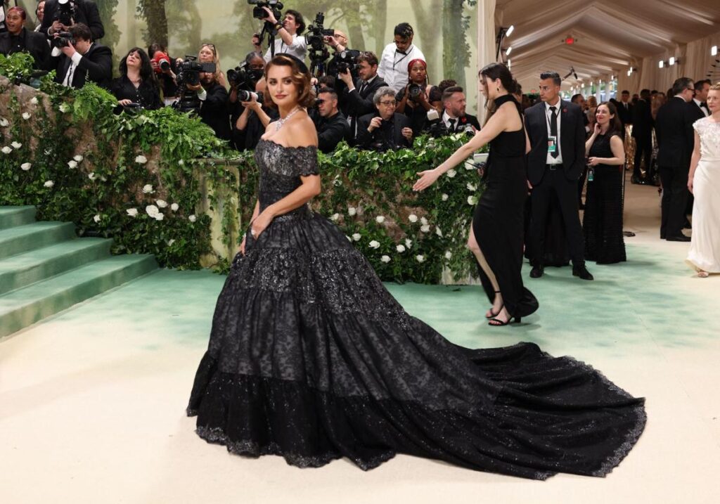 El tema de la MET Gala 2025 fue «Superfine: Tailoring Black Style»