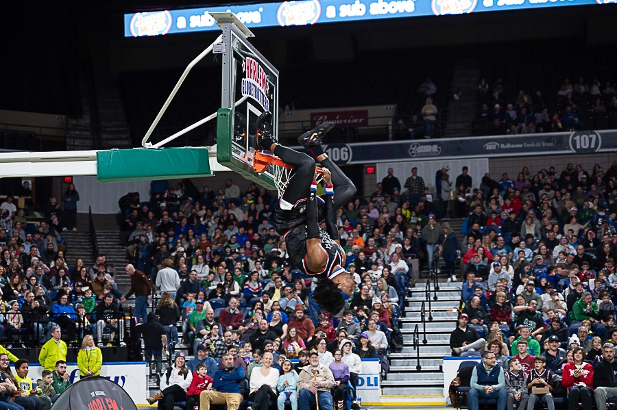 La ciudad de Barcelona se une a la celebración del centenario de los Harlem Globetrotters el sábado 23 de mayo.