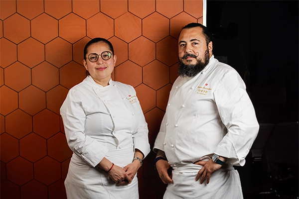 Papalote llega a Barcelona bajo la dirección de los reconocidos chefs con estrella Michelin Kike Casarubias y Mon Estrada.