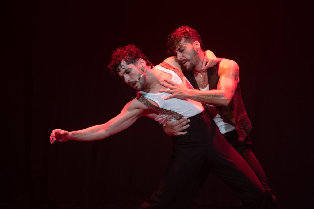 Los próximos 23, 30 junio y 15 de julio Artesred- Teatros Flamencos presenta «Ay, Amor, Amor»